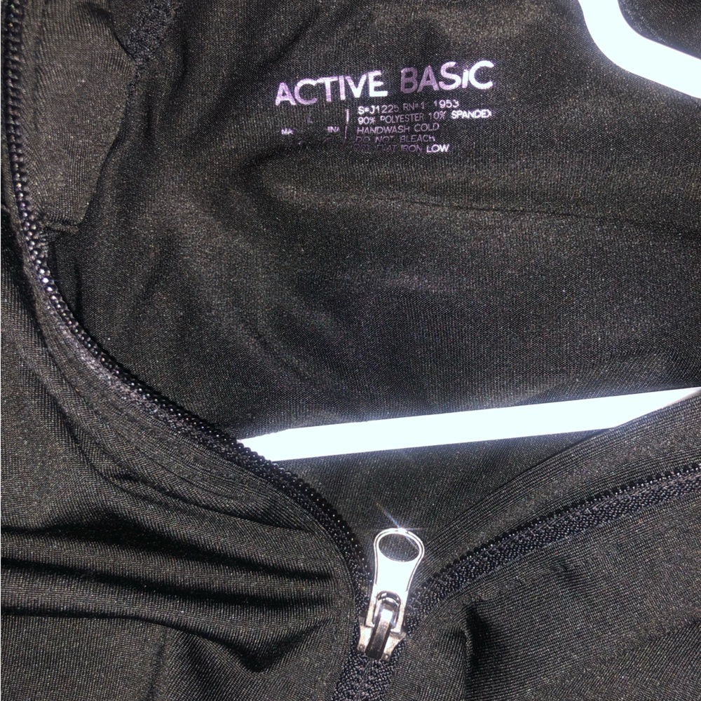 Active wear jacket - Picture 5 of 7
